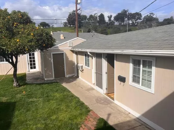 534 4th Street #Unit A, Hollister, CA 95023