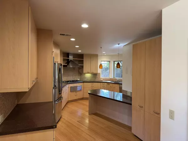 Los Altos, CA 94022,130 Garland Way