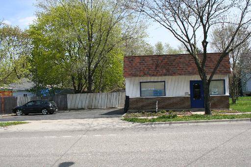 Elgin, IL 60120,957 N LIBERTY Street