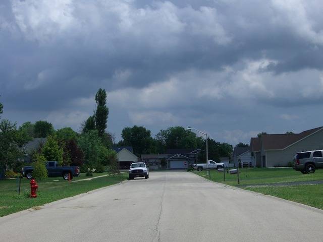 Earlville, IL 60518,641/643 EFFIE Drive