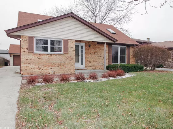 Alsip, IL 60803,12842 Orchard Lane