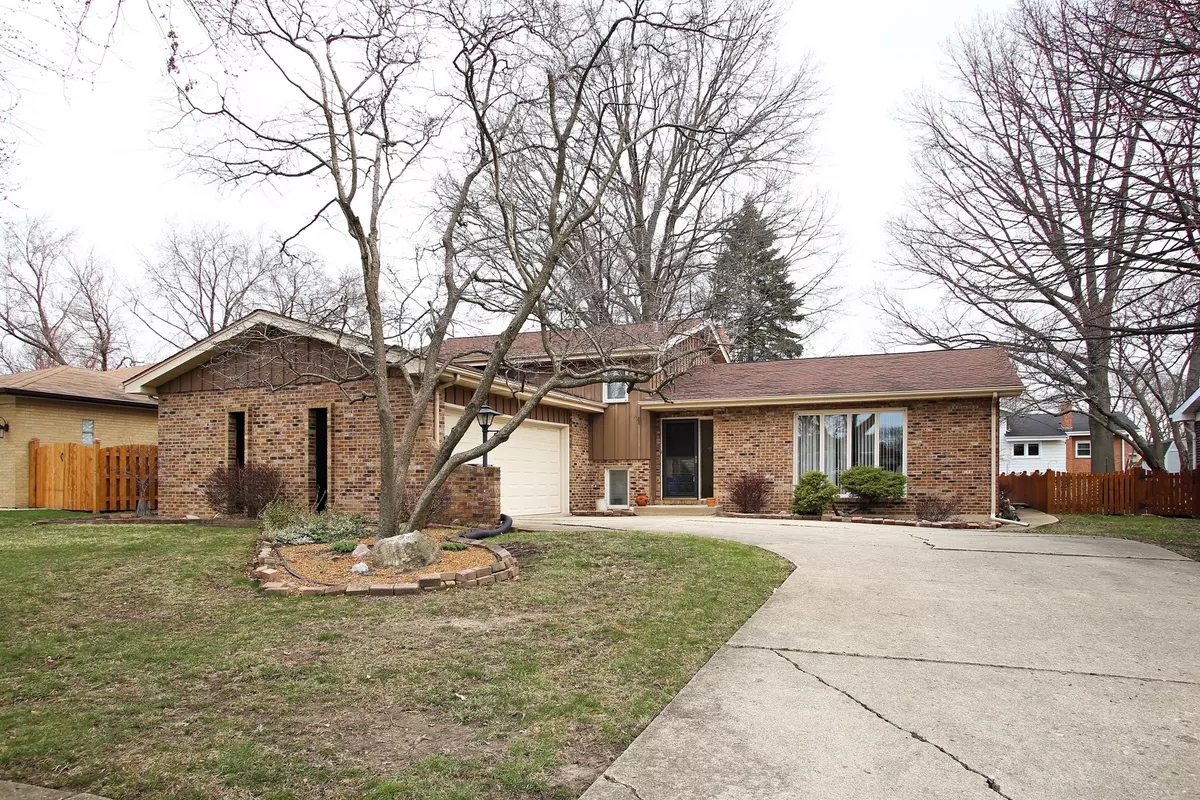 Mount Prospect, IL 60056,1204 W Glenn Lane