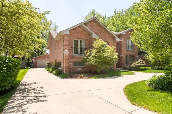 Deerfield, IL 60015,1665 Cranshire Court