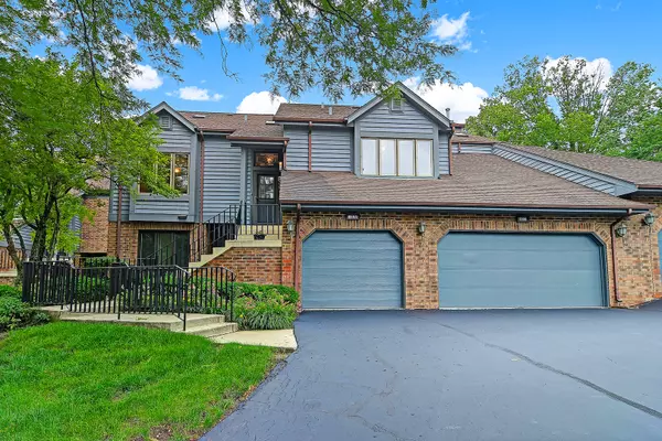 Downers Grove, IL 60515,1166 MISTWOOD Court #1166