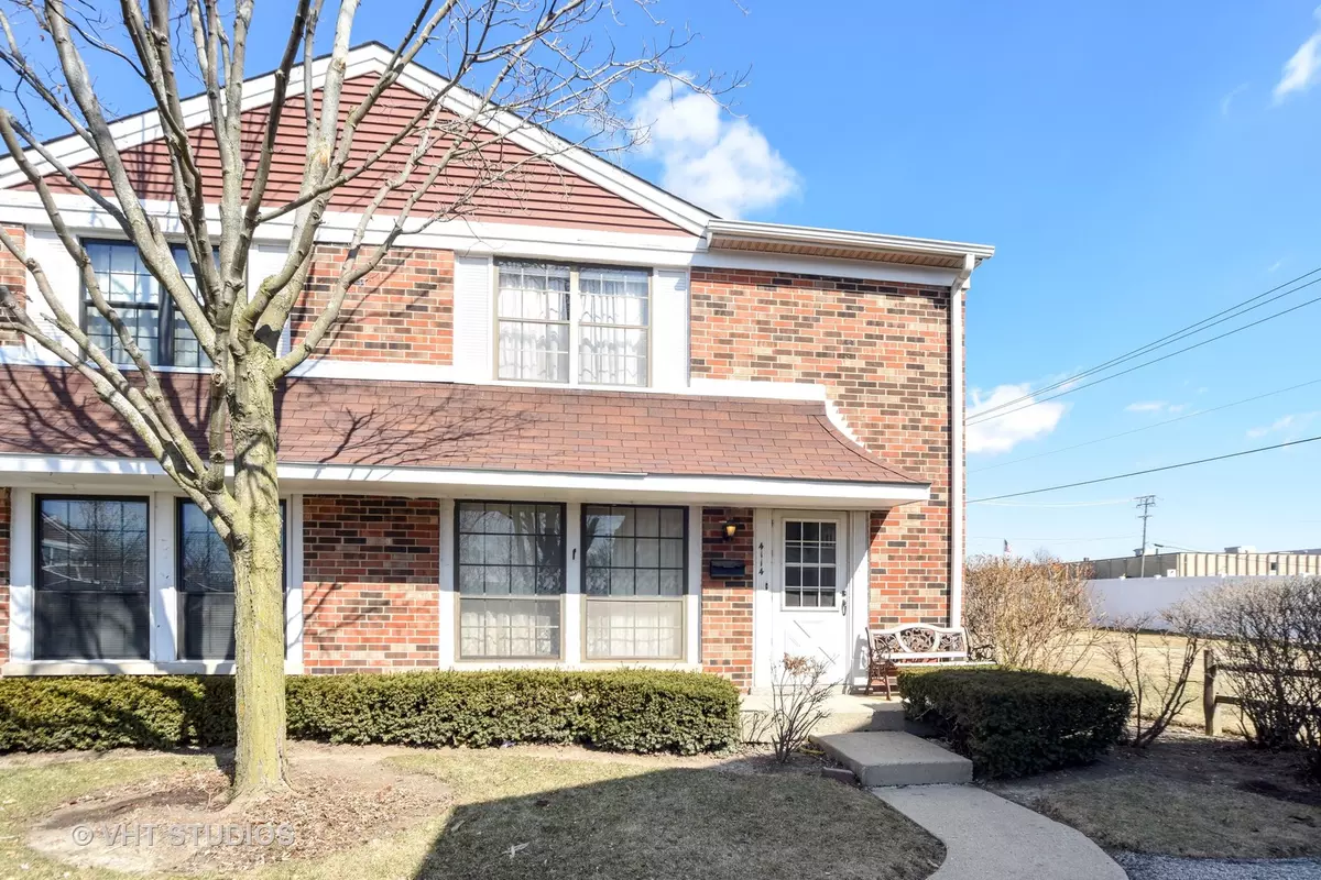 Waukegan, IL 60087,4114 Brentwood Lane