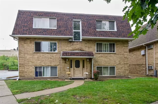 Des Plaines, IL 60016,10031 Linda Lane