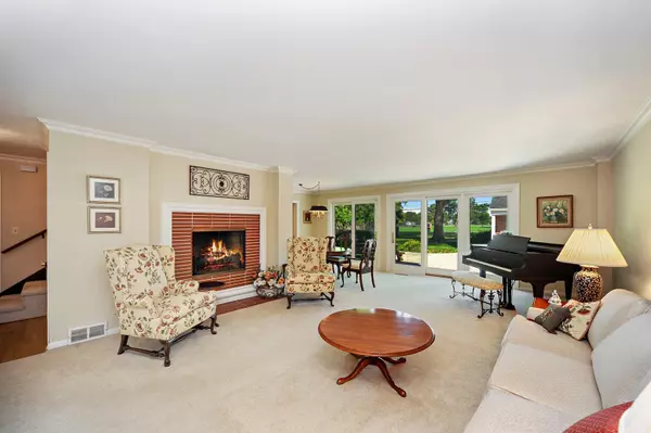 Wilmette, IL 60091,2536 Laurel Lane