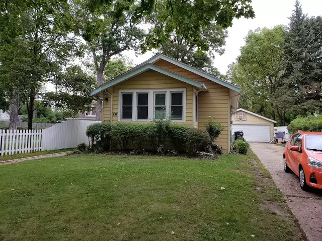 Waukegan, IL 60085,237 S Orchard Avenue