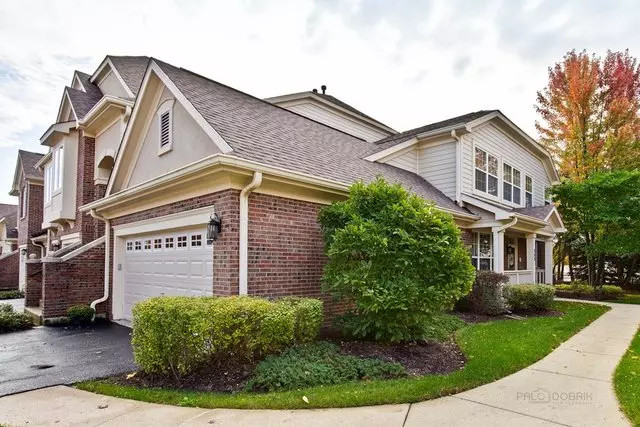 Vernon Hills, IL 60061,555 SADDLEBROOK Lane