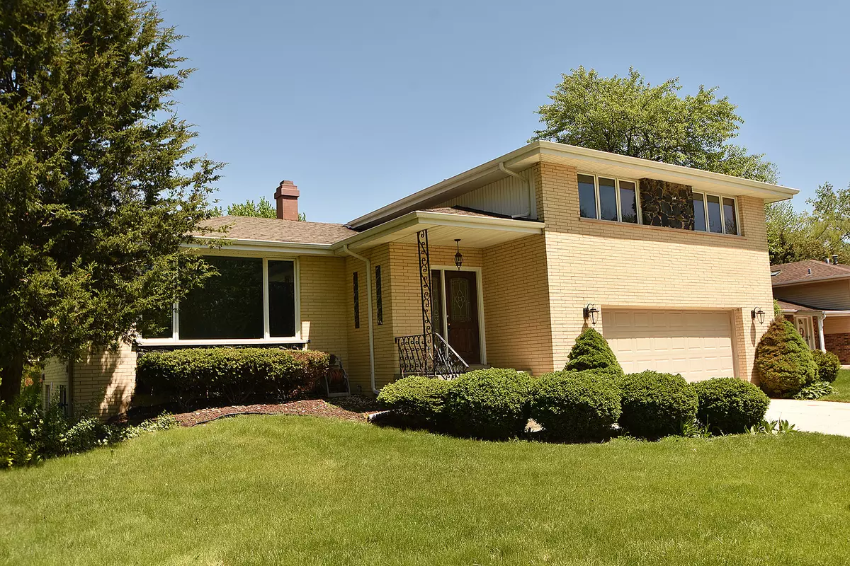 Orland Park, IL 60462,8540 Hemlock Street