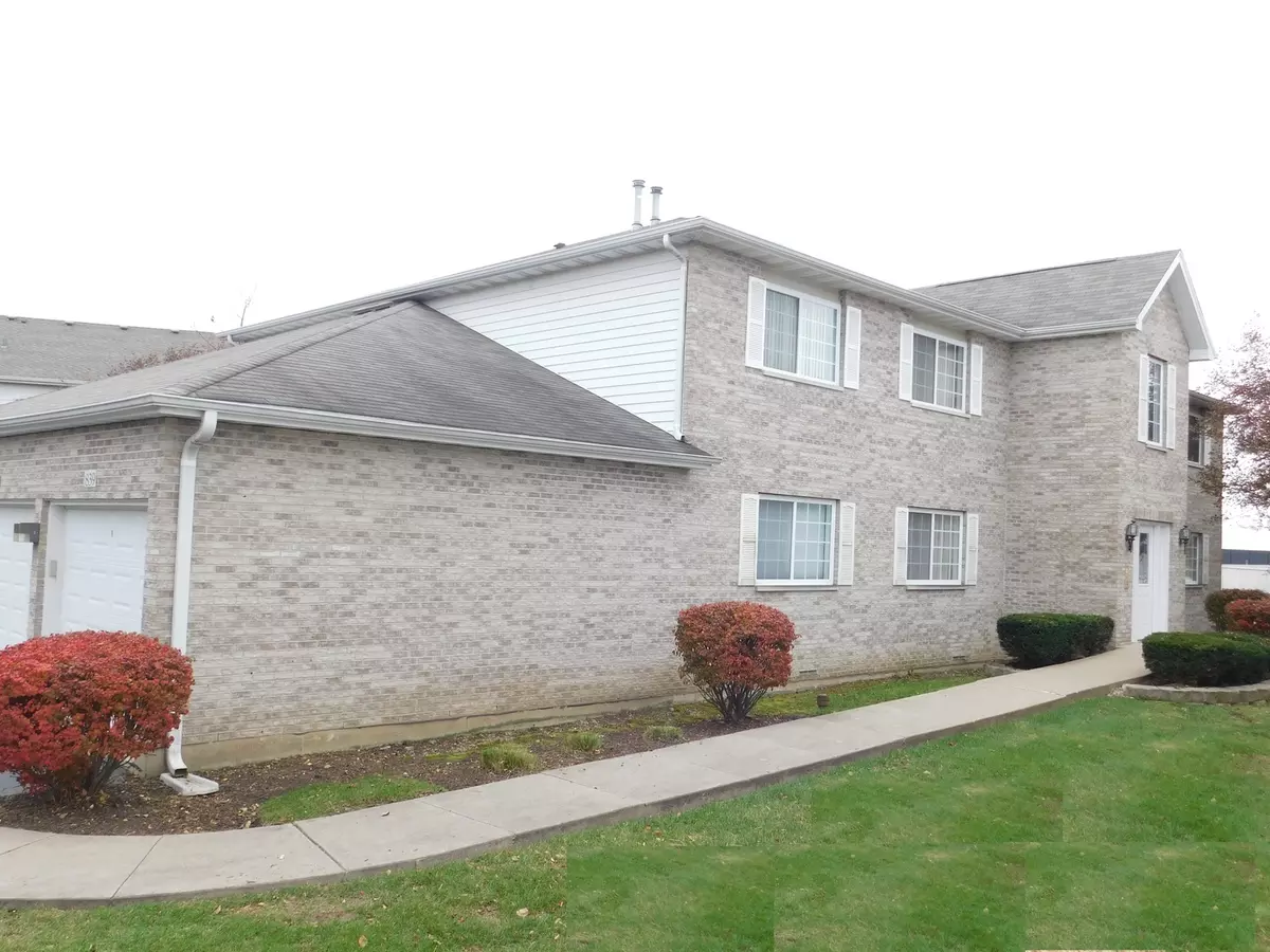 Sycamore, IL 60178,839 Constance Lane #1