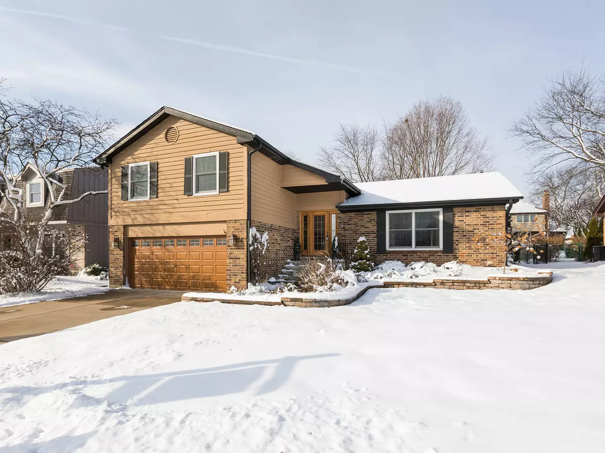 Wheaton, IL 60189,1514 Castlewood Drive