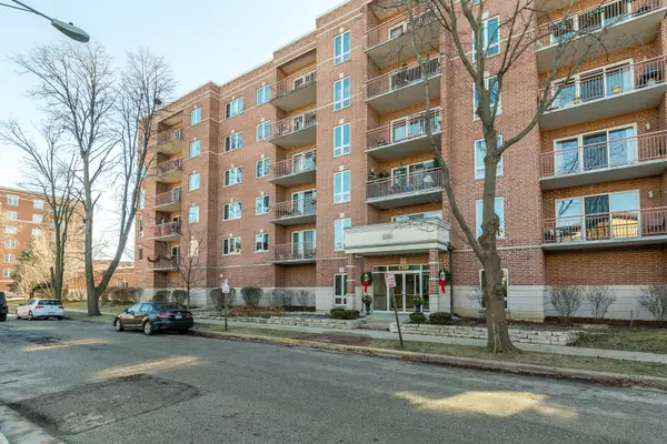 Des Plaines, IL 60016,1349 E WASHINGTON N Avenue #301