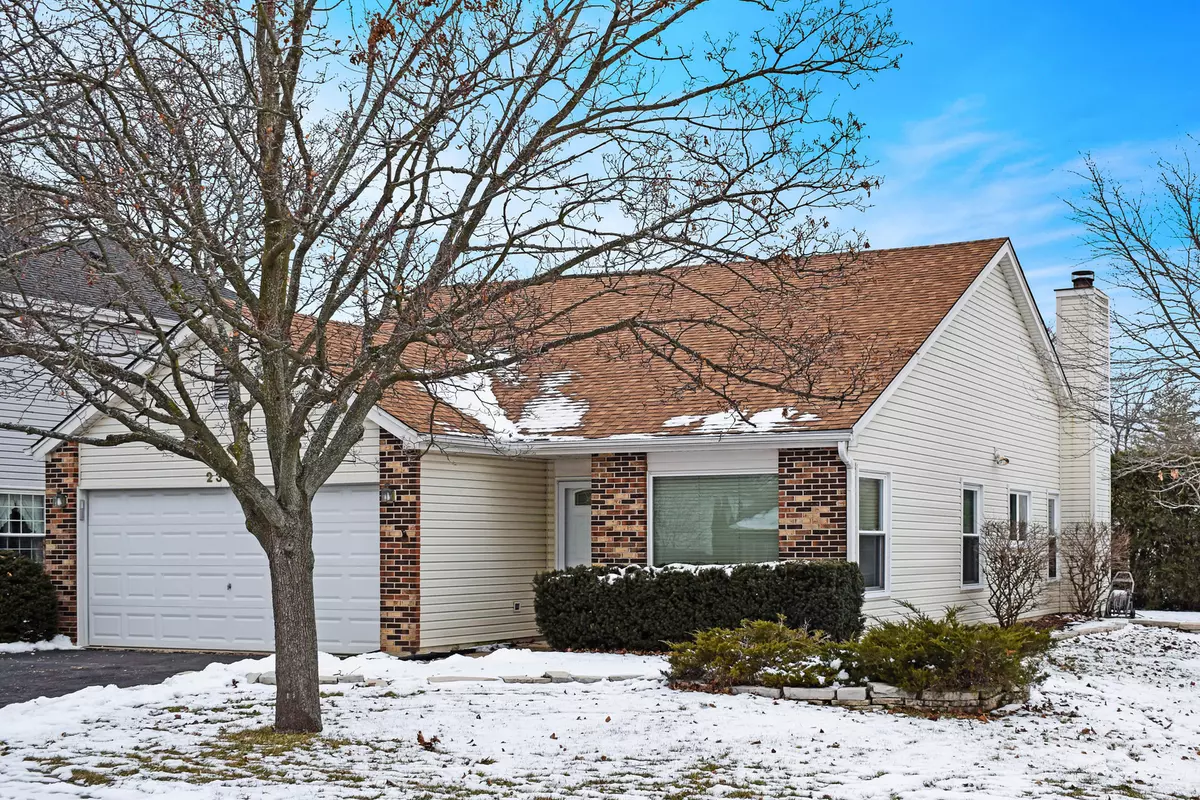 Woodridge, IL 60517,2302 Cambridge Lane