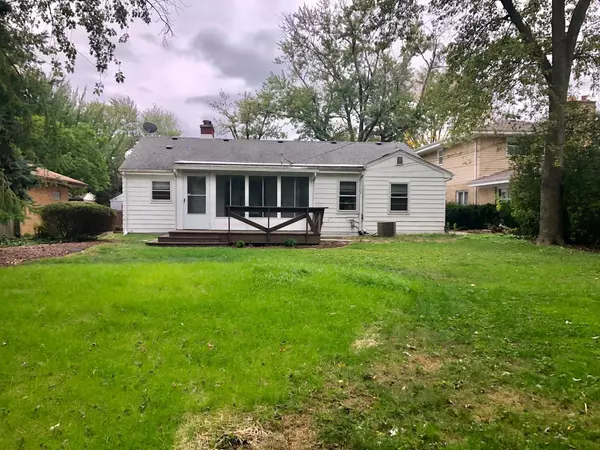 Flossmoor, IL 60422,2117 Collett Lane