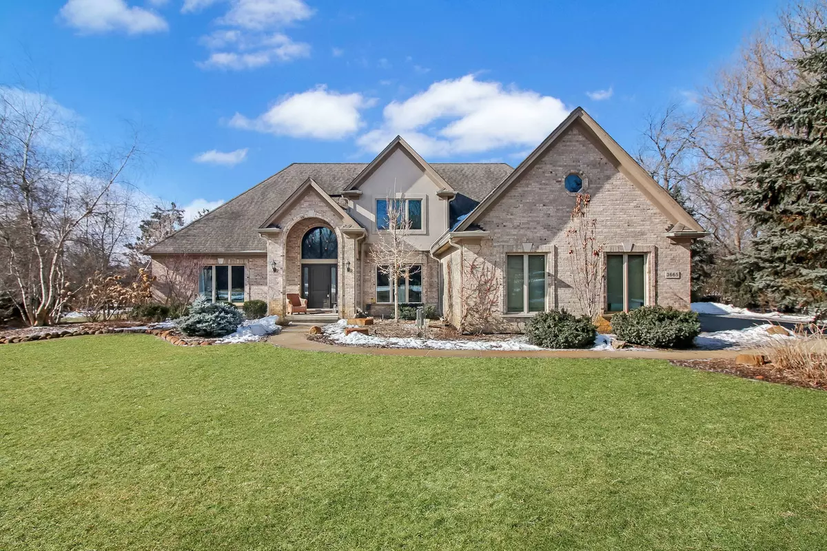 Crystal Lake, IL 60012,3665 Tamarack Circle