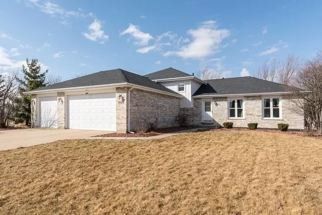 Tinley Park, IL 60487,9440 Peacock Lane