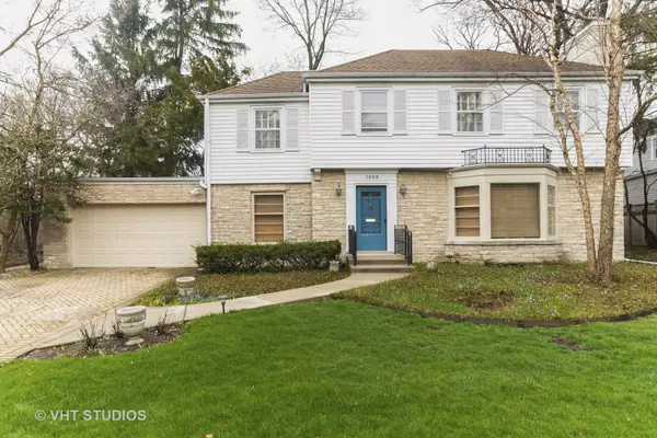 Winnetka, IL 60093,1525 Scott Avenue