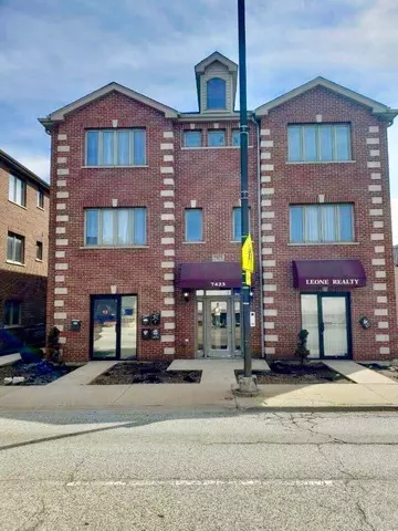 Summit, IL 60501,7423 W Archer Avenue #2B