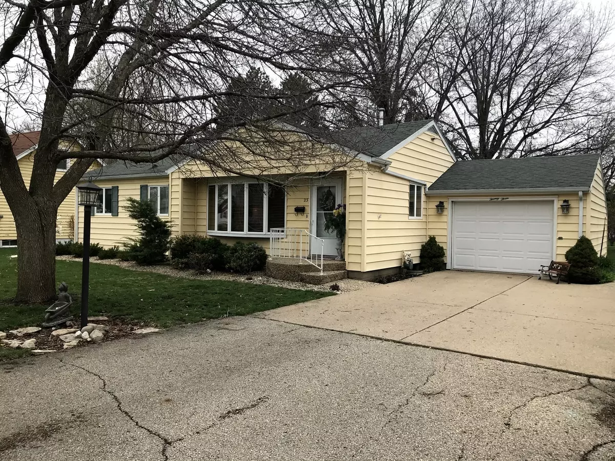 Princeton, IL 61356,23 Bradley Street