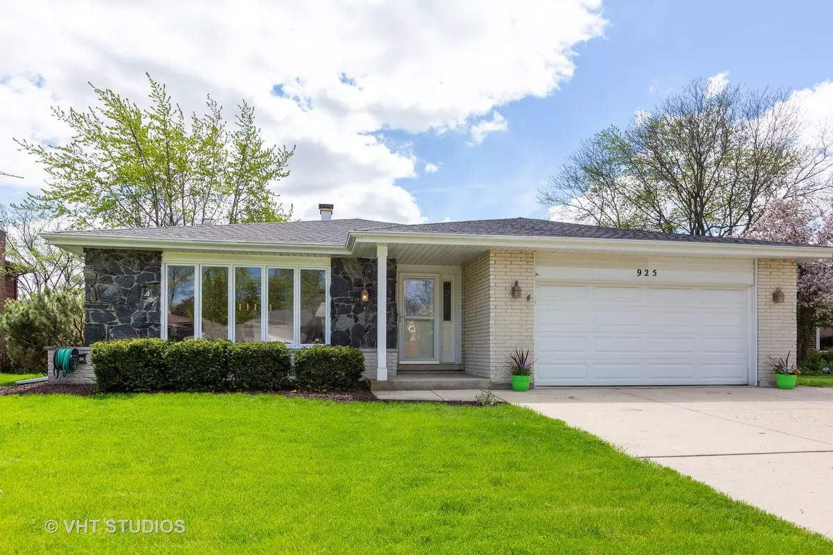 Darien, IL 60561,925 Walnut Drive