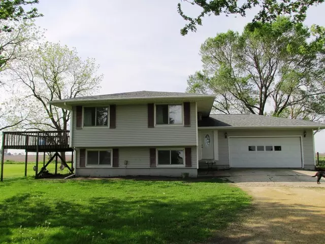 Ashton, IL 61006,2467 Perry Road