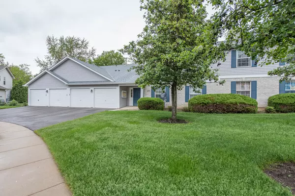 Round Lake Beach, IL 60073,1291 N Red Oak Circle #1