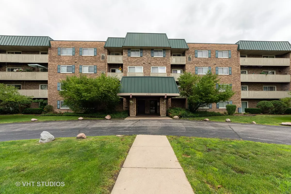 Elk Grove Village, IL 60007,675 Grove Drive #110