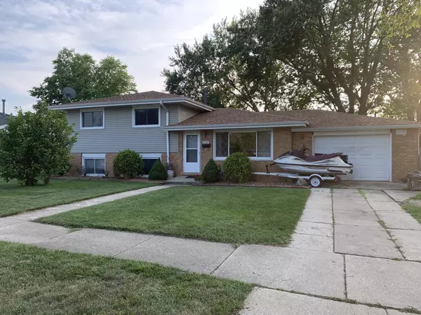 Chicago Ridge, IL 60415,10516 SYCAMORE Drive