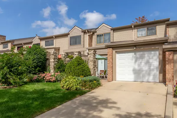 Mount Prospect, IL 60056,206 W Fairmont Place