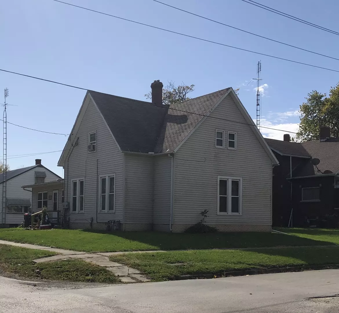 Farmer City, IL 61842,301 W Water Street