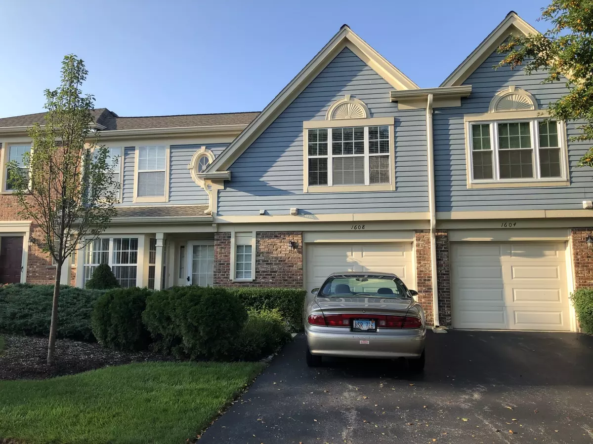 Arlington Heights, IL 60004,1608 W Portsmith Lane