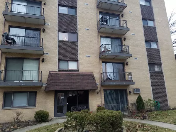 Des Plaines, IL 60016,1623 ASHLAND Avenue #5E