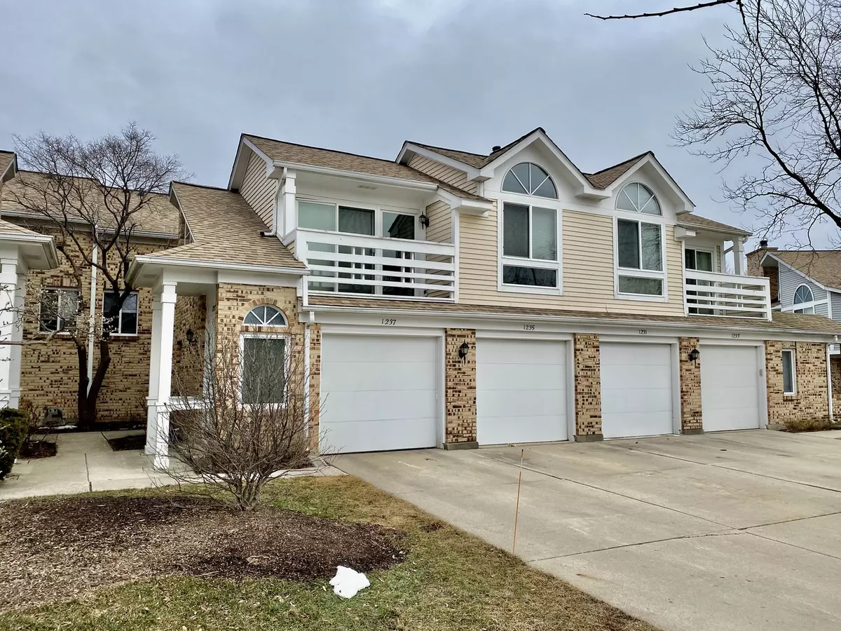 Buffalo Grove, IL 60089,1255 Ranch View Court