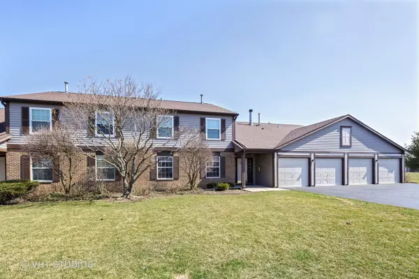 Wauconda, IL 60084,231 BRETT Circle #B