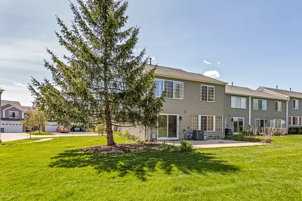 Bartlett, IL 60103,351 Persimmon Court