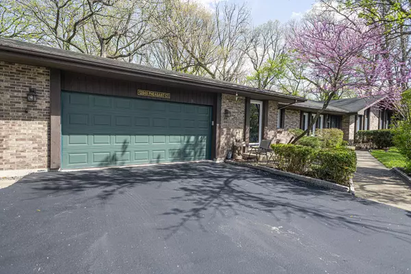 Homer Glen, IL 60491,12845 W Pheasant Court