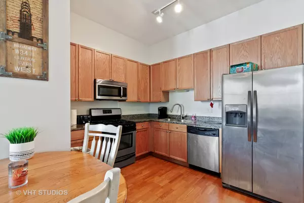 Chicago, IL 60605,1464 S Michigan Avenue #2209