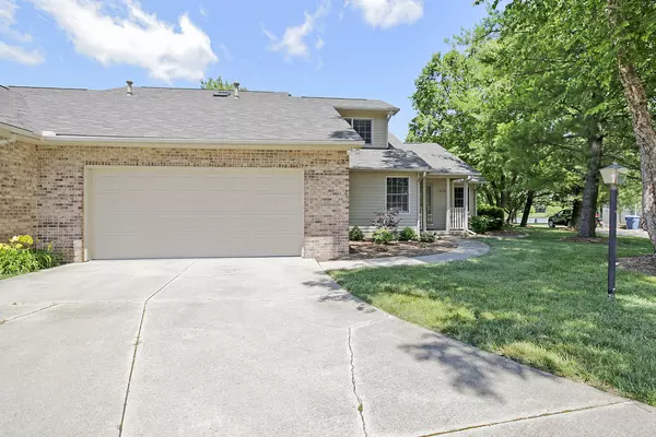 Savoy, IL 61874,903 Ramblewood Court