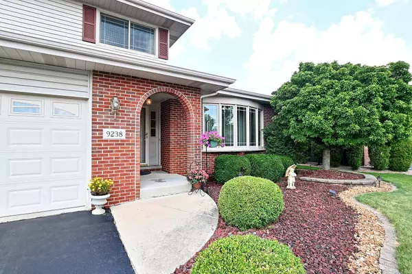 Orland Hills, IL 60487,9238 Kelly Court