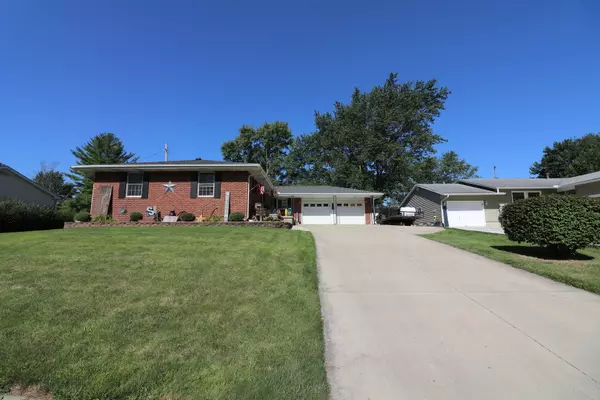 Clinton, IL 61727,71 Hillcrest Drive