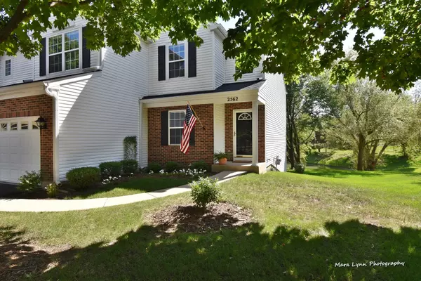 Geneva, IL 60134,2562 Heritage Court