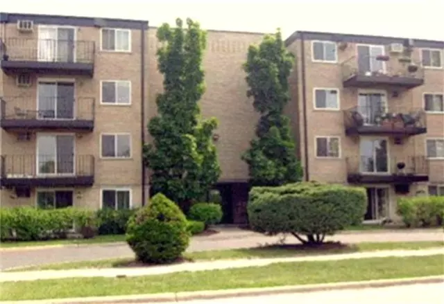 Arlington Heights, IL 60004,2515 E Olive Street #3I