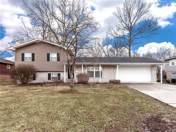 313 Rosemary Drive,  Collinsville,  IL 62234