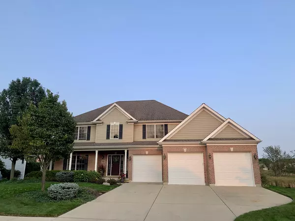 Crystal Lake, IL 60014,585 Iris Court