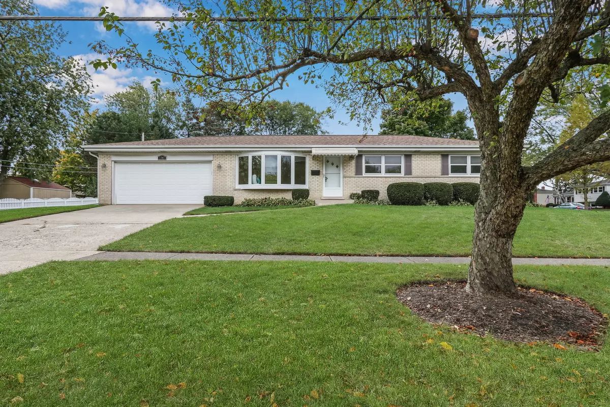 Mount Prospect, IL 60056,1703 W Lincoln Street