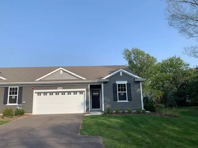 North Aurora, IL 60542,246 Sussex Lane