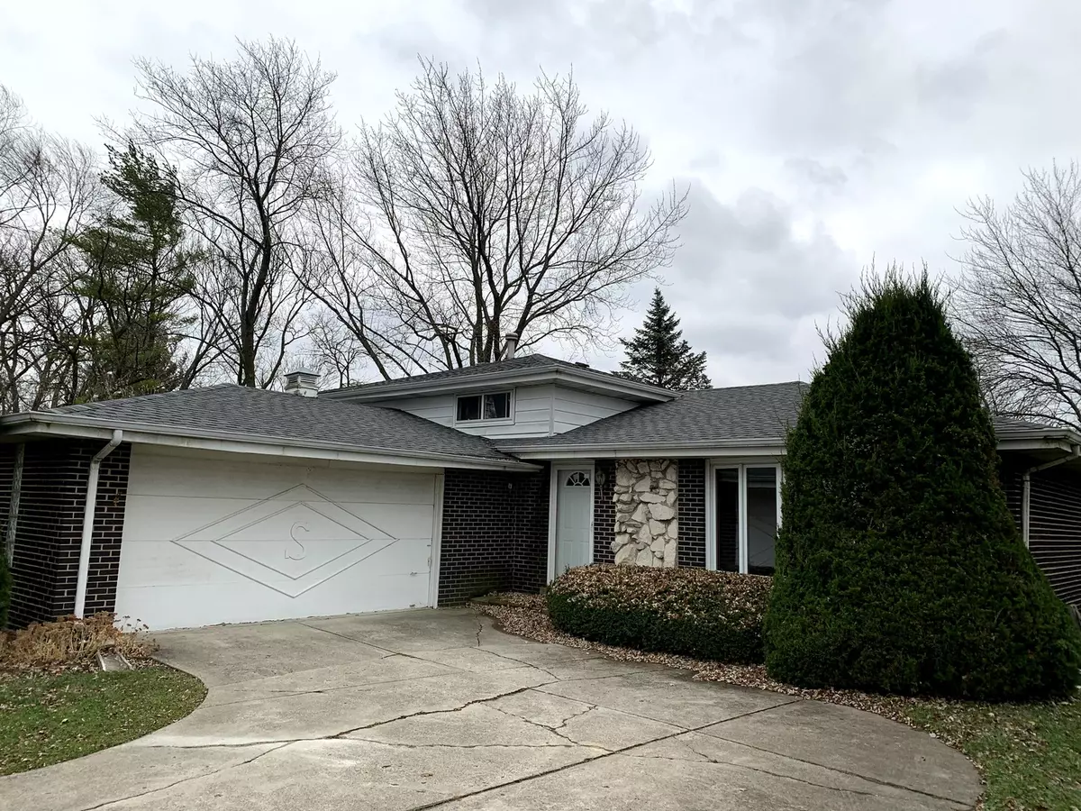 Downers Grove, IL 60516,9S380 Rosehill Court