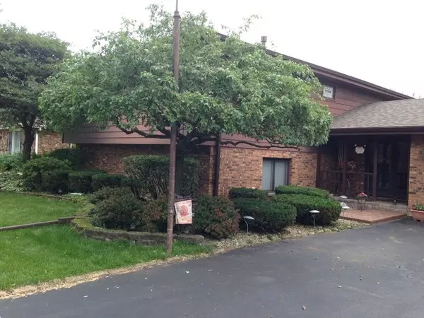 Palos Hills, IL 60465,8733 W 98th Street