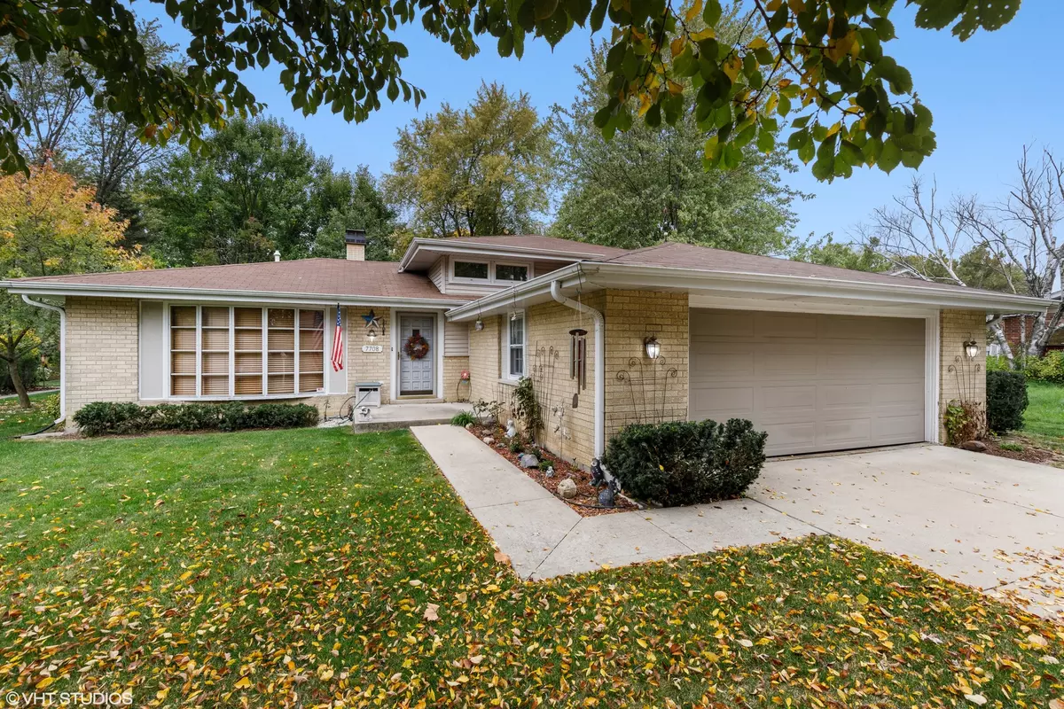 Downers Grove, IL 60516,7708 Williams Street